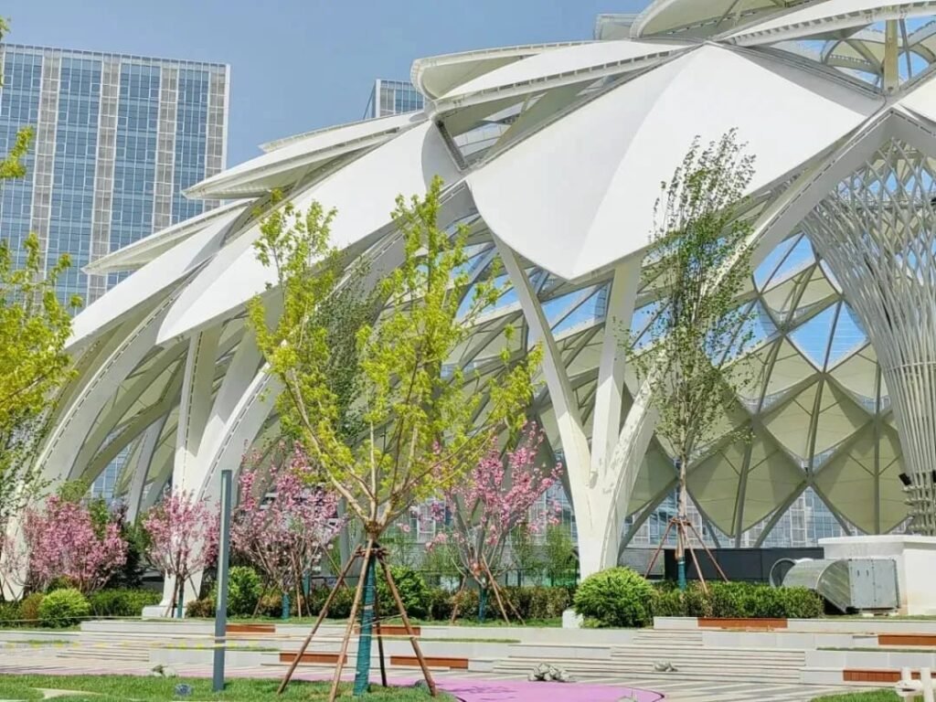 Large-scale ETFE membrane for "Super Live" venue